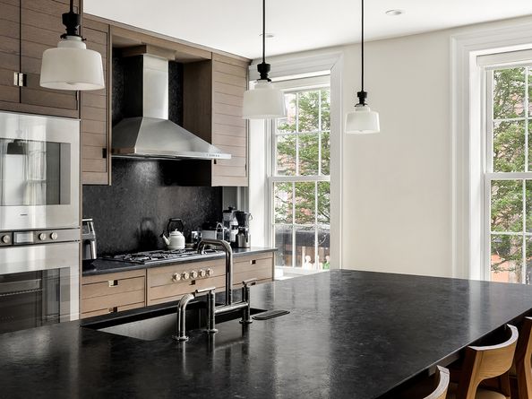 395 Bleecker Street, New York NY 10014