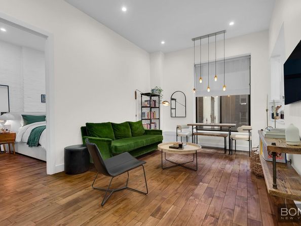 23 East 10th Street 3H, New York NY 10003