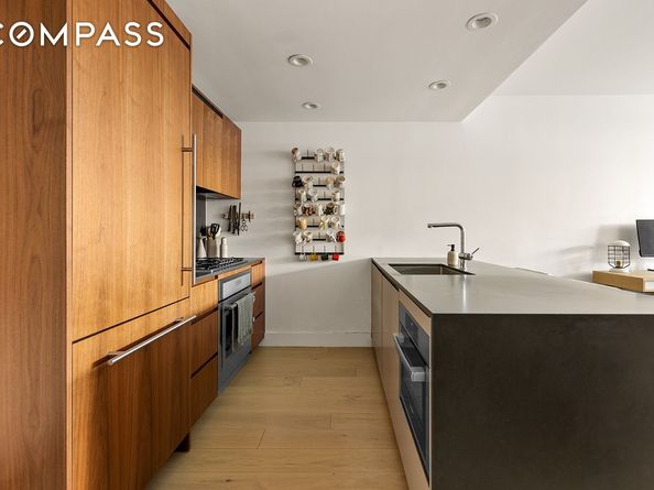 575 4th Avenue 2J, Brooklyn NY 11215