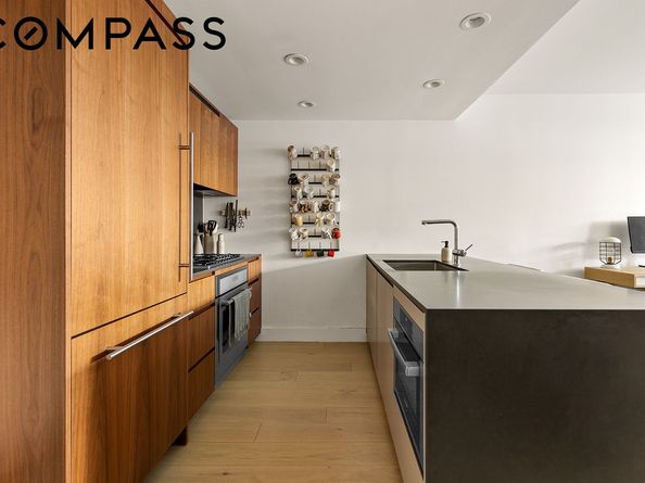 575 4th Avenue 2J, Brooklyn NY 11215