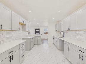 Undisclosed Address #5575876, Denver CO 80219