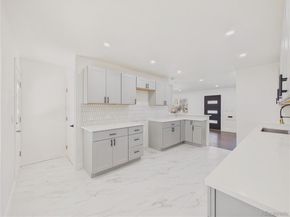 Undisclosed Address #5575876, Denver CO 80219