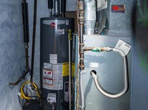 662 S Logan Street, Denver CO 80209