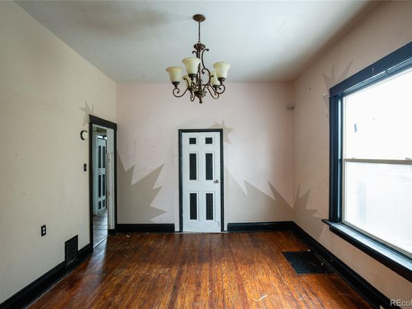 662 S Logan Street, Denver CO 80209