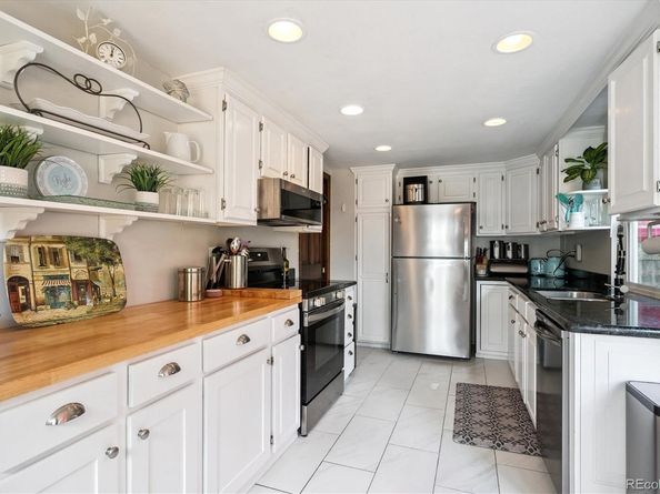 7705 S Hill Drive, Littleton CO 80120