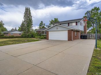 11290 W 77th Drive