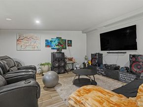 3017 Cimarron Street, Aurora CO 80011