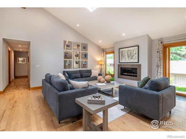 2575 Briarwood Drive, Boulder CO 80305