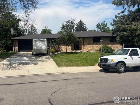28 University Drive, Longmont CO 80503
