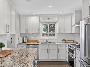 2201 S Dexter Street, Denver CO 80222