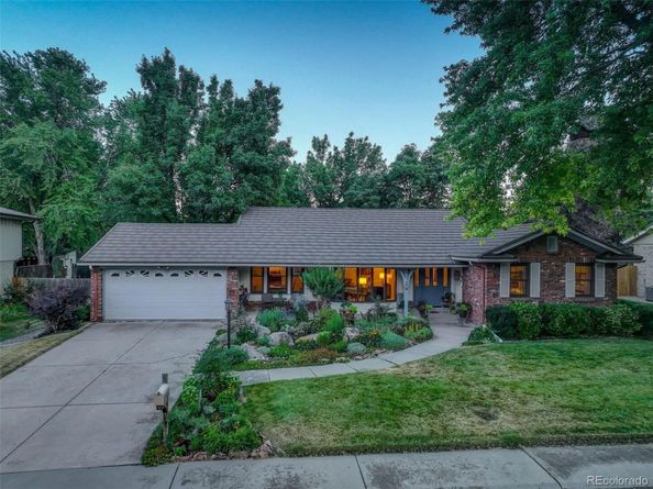 4026 S Magnolia Way, Denver CO 80237