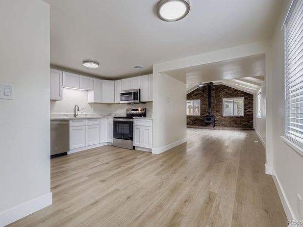 810 W Powers Drive, Littleton CO 80120
