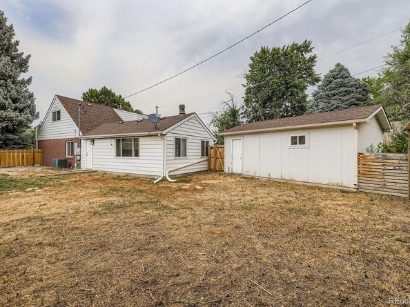 810 W Powers Drive, Littleton CO 80120