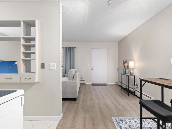 5770 E Warren Avenue 213, Denver CO 80222