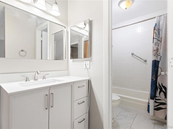 5770 E Warren Avenue 213, Denver CO 80222