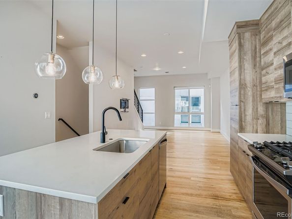 3037 W 19th Avenue, Denver CO 80204