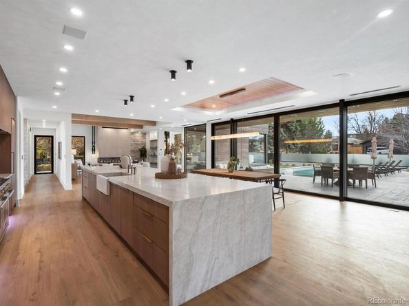 950 S Steele Street, Denver CO 80209