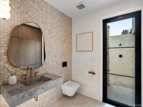 950 S Steele Street, Denver CO 80209