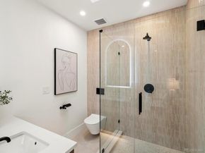 950 S Steele Street, Denver CO 80209