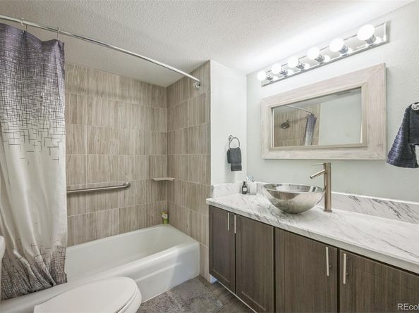 3331 S Monaco Parkway D, Denver CO 80222