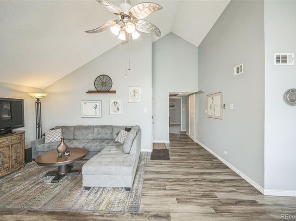 3331 S Monaco Parkway D, Denver CO 80222