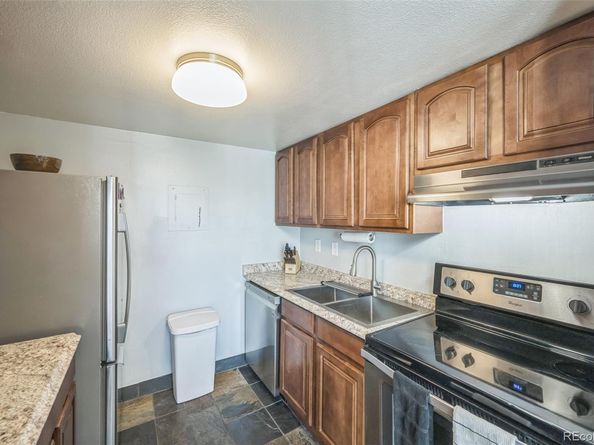 3331 S Monaco Parkway D, Denver CO 80222