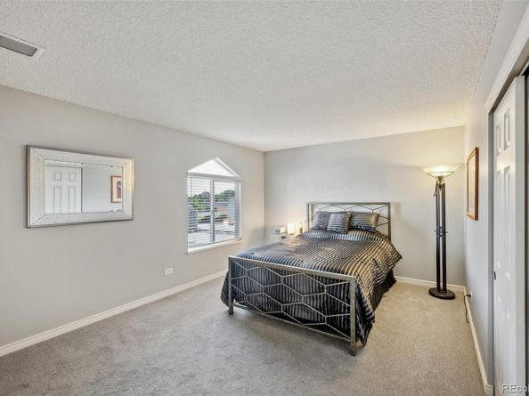 3331 S Monaco Parkway D, Denver CO 80222