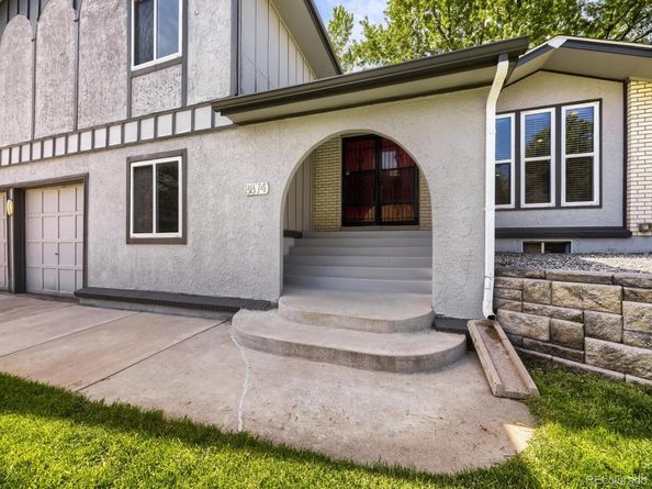 8874 W Harvard Drive, Lakewood CO 80227