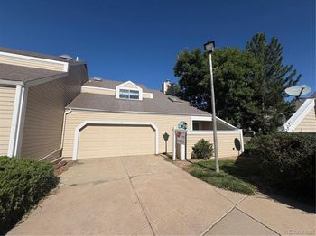 48 S Evanston Way