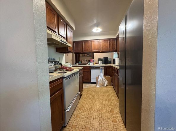 48 S Evanston Way, Aurora CO 80012