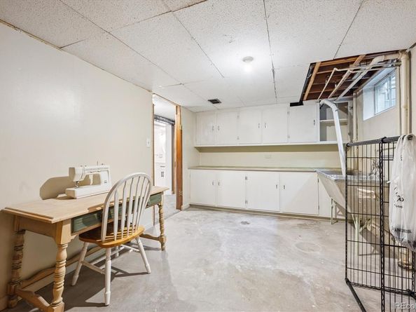 100 Dudley Street, Lakewood CO 80226