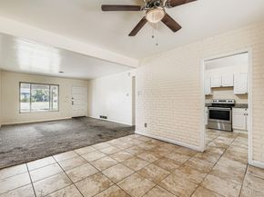 929 Quentin Street, Aurora CO 80011