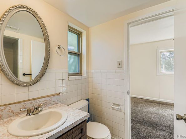 929 Quentin Street, Aurora CO 80011