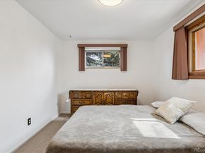 7027 W 70th Avenue, Arvada CO 80003