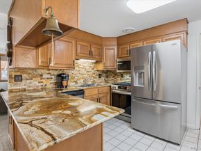 7027 W 70th Avenue, Arvada CO 80003