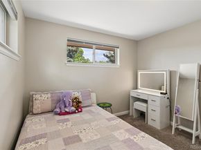 1521 S Carr Street, Lakewood CO 80232