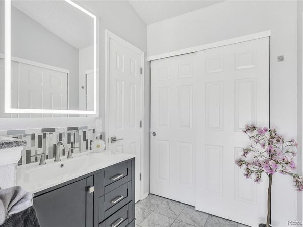 5026 S Dunkirk Way, Centennial CO 80015