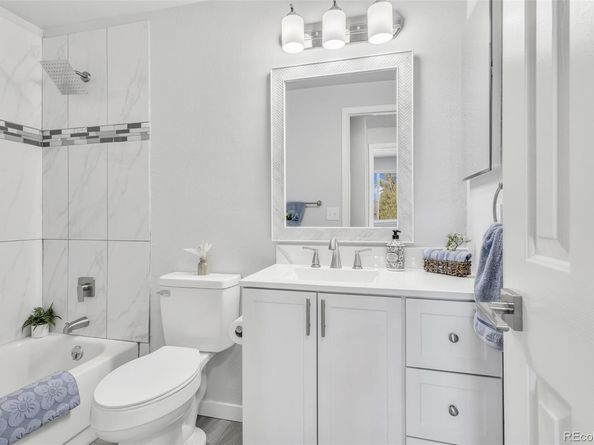 5026 S Dunkirk Way, Centennial CO 80015