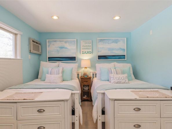 95 Springville Road 8, Hampton Bays NY 11946