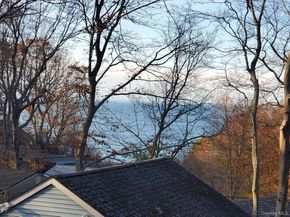 15 E Way Path, Baiting Hollow NY 11933