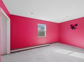6 1st Avenue, Holtsville NY 11742