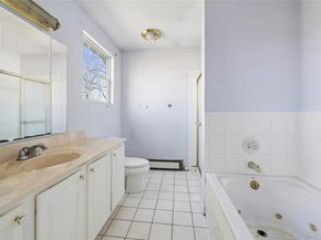 6 1st Avenue, Holtsville NY 11742