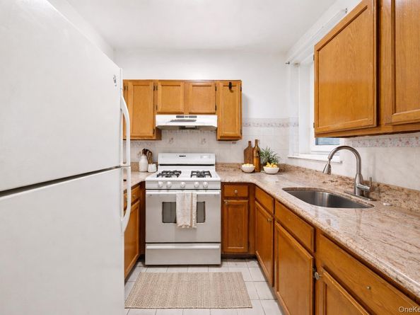 823 Fox Street 4B, Bronx NY 10459