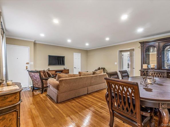 15-49 160th Street 6145, Whitestone NY 11357