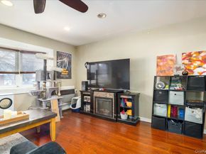 7918 149th Avenue, Howard Beach NY 11414