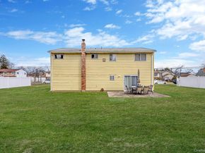 42 Centerwood Street, West Babylon NY 11704