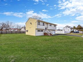 42 Centerwood Street, West Babylon NY 11704