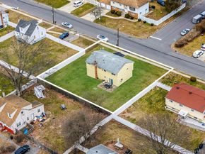 42 Centerwood Street, West Babylon NY 11704