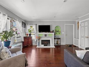 154 E Dean Street, Freeport NY 11520