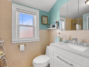 154 E Dean Street, Freeport NY 11520